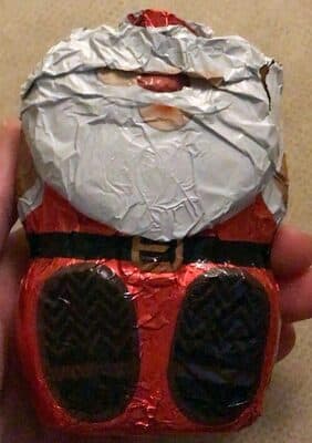 Figurka z mlecznej czekolady KitKat Santa 85 g z chrupkami zbożowymi