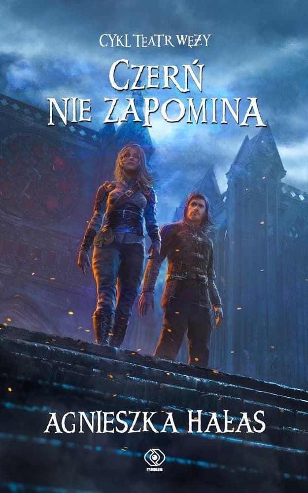 Czerń nie zapomina. Teatr węży. Tom 5 - Agnieszka Hałas