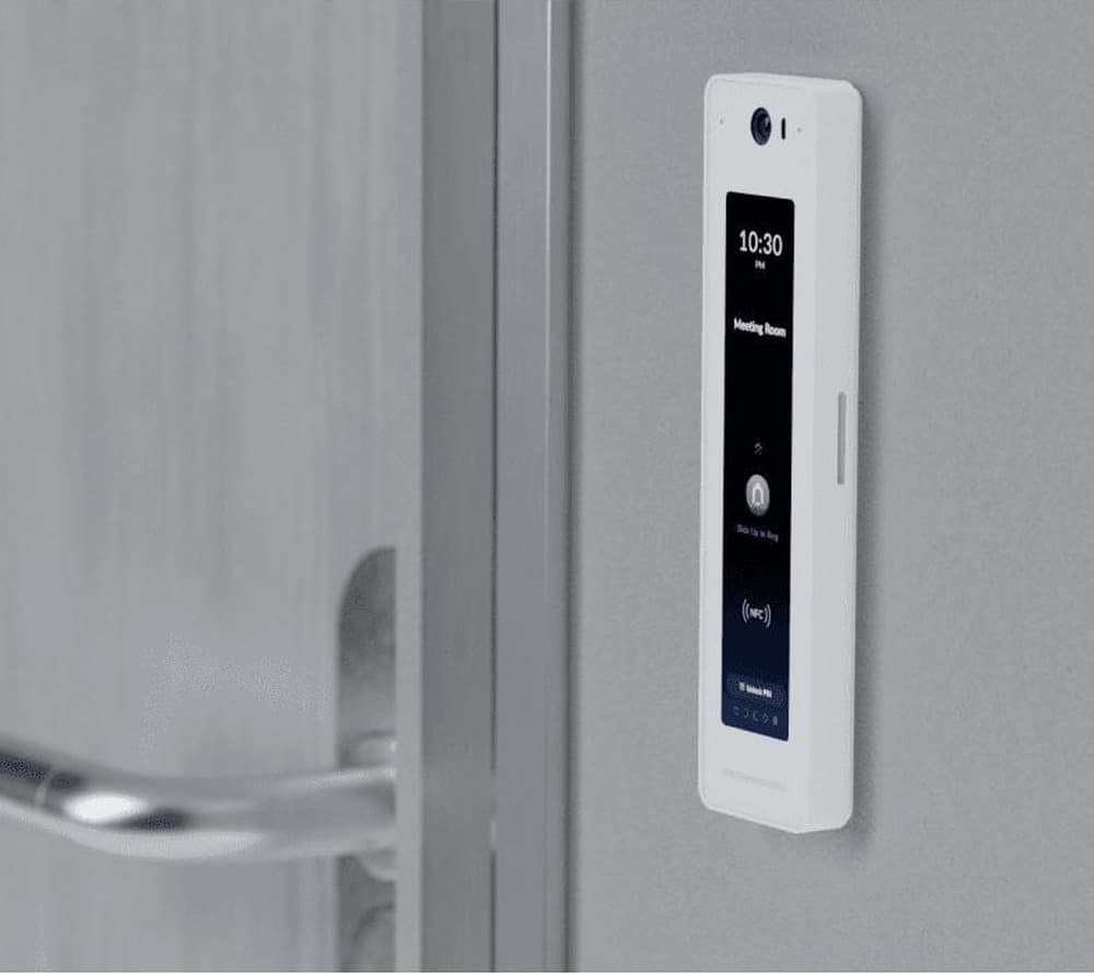 Ubiquiti UniFi Czytnik Dostępu UA-G2-Pro NFC Bluetooth z Ekranem i Kamerą