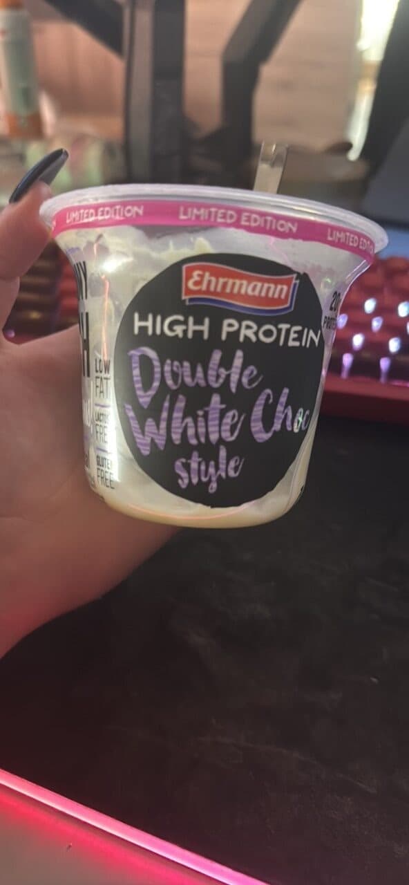 Ehrmann High Protein Pudding Biała Czekolada z bitą śmietanką o smaku Białej Czekolady200g