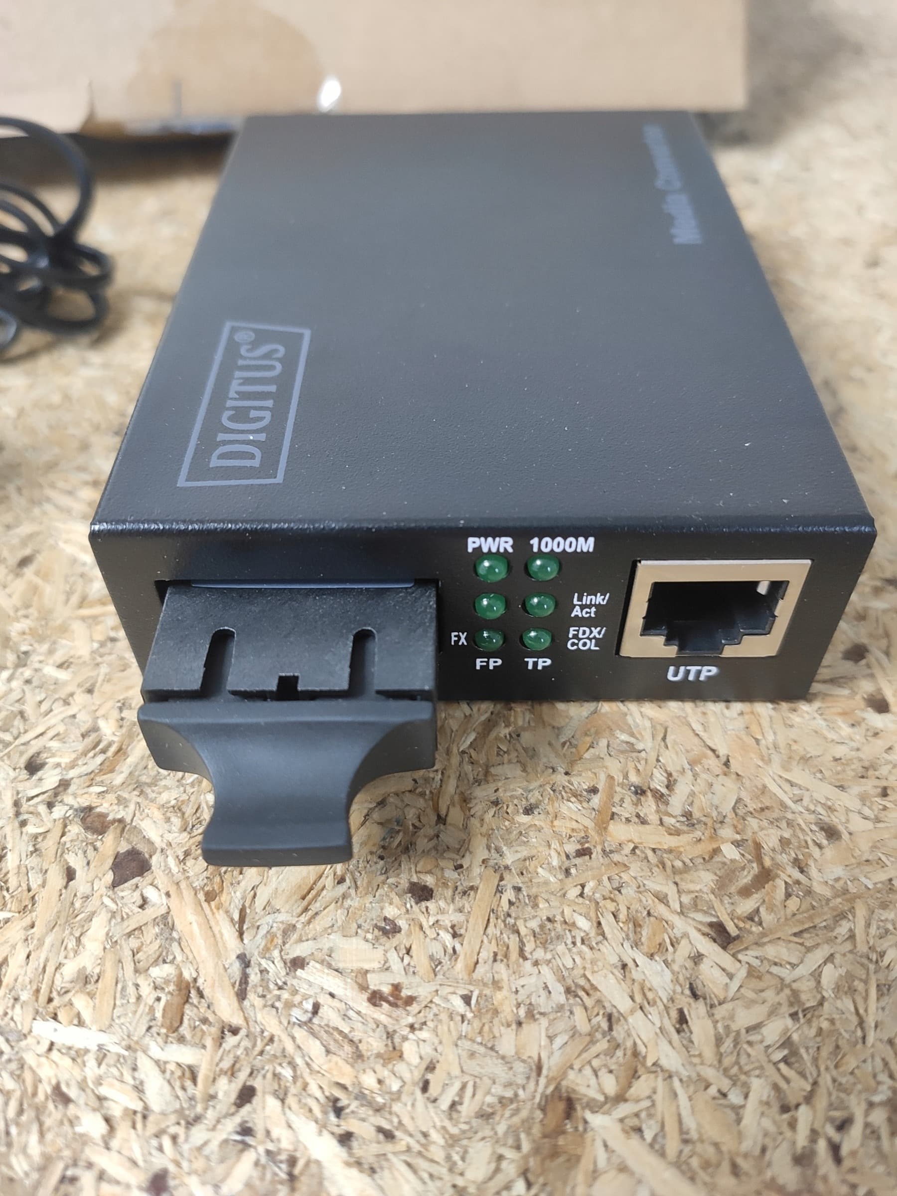 Digitus Gigabitowy konwerter mediów RJ45 / SC