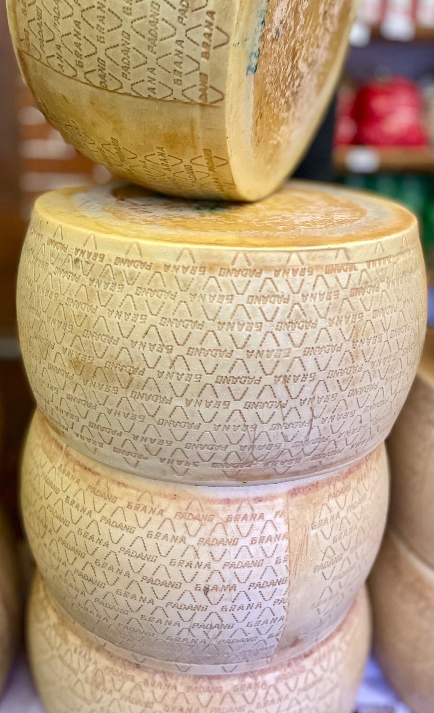 Ser Parmareggio Parmigiano Reggiano ChNP z niesolonymi krakersami 45g