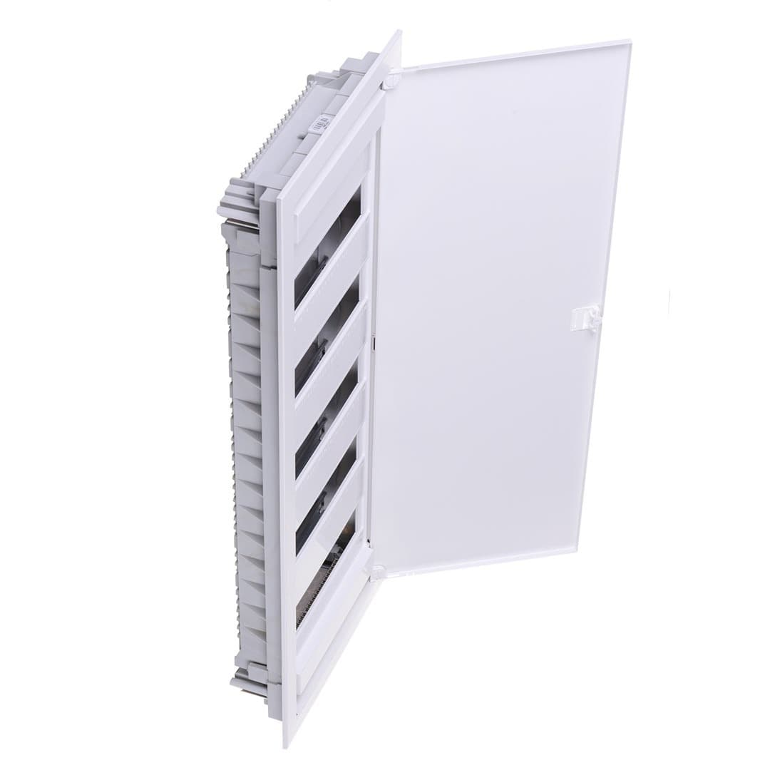 Obudowa instalacyjna podtynkowa z metalowymi drzwiami 60 modułów