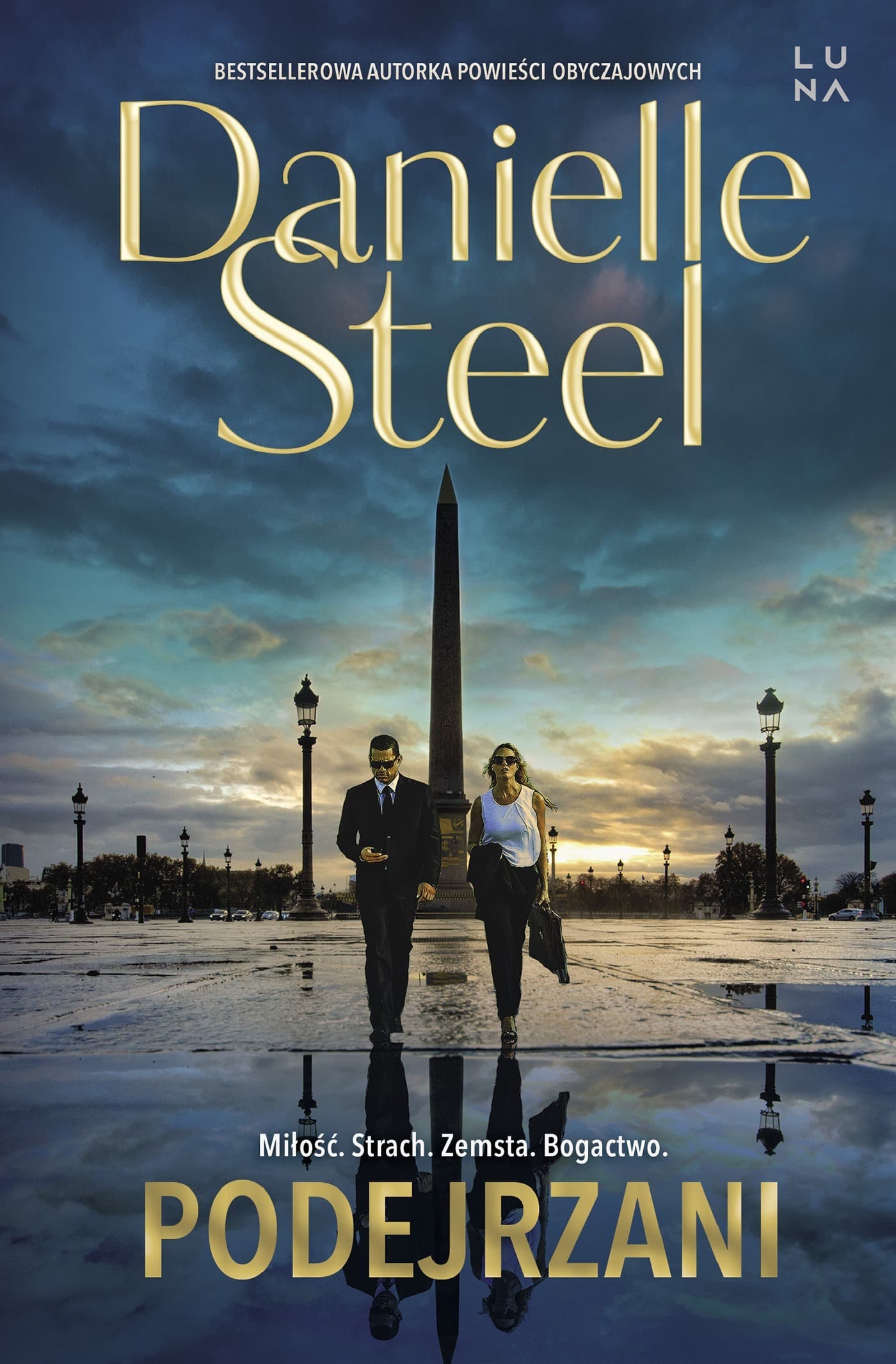 Podejrzani - Powieść Danielle Steel broszurowa 320 stron