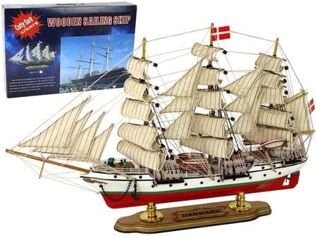 Drewniany statek żaglowiec kolekcjonerski Danmark 52 cm