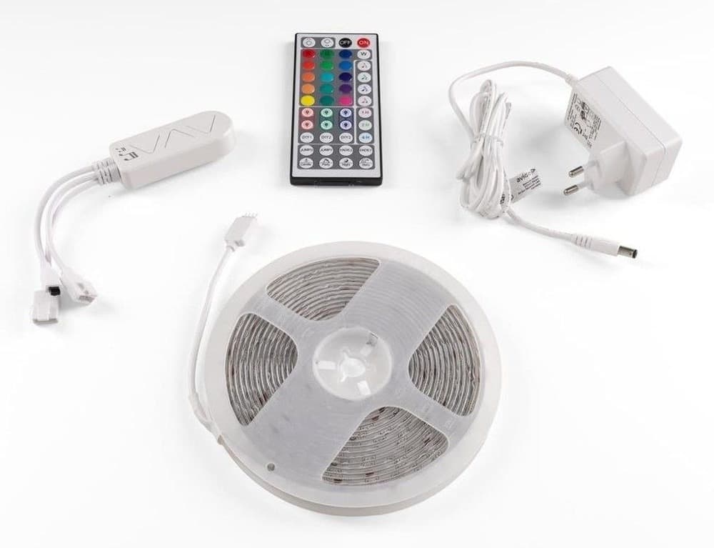 Taśma LED Avide RGB 5m z pilotem IR, 12V, 16W